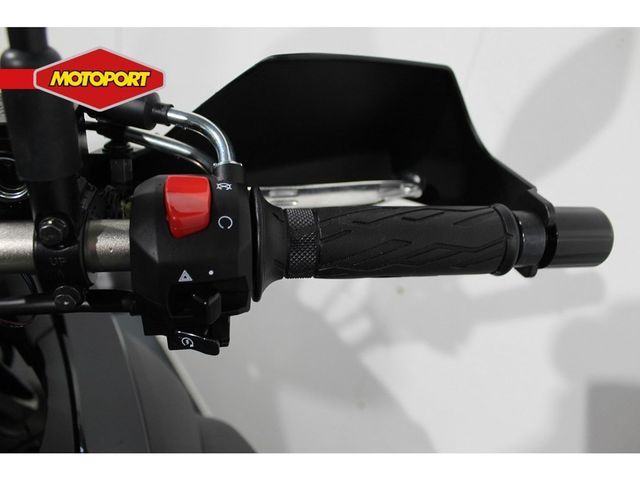 suzuki - v-strom-650-xta-adventure