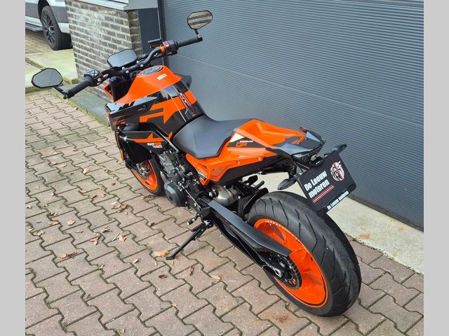 ktm - 890-duke-gp