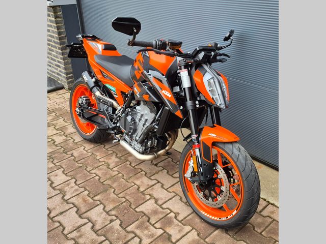 ktm - 890-duke-gp