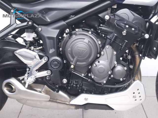 triumph - trident-660-triple-tribute-edition