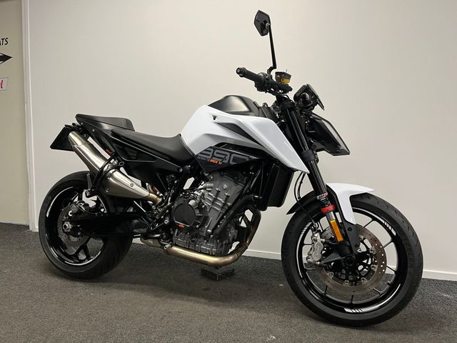 ktm - 890-duke