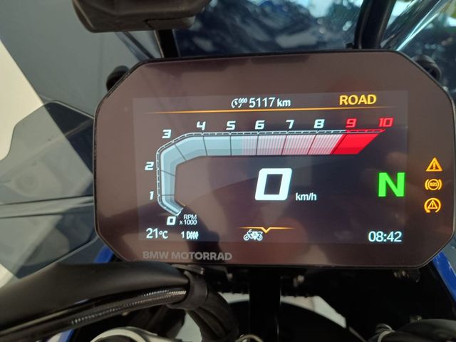 bmw - r-1300-gs-adventure
