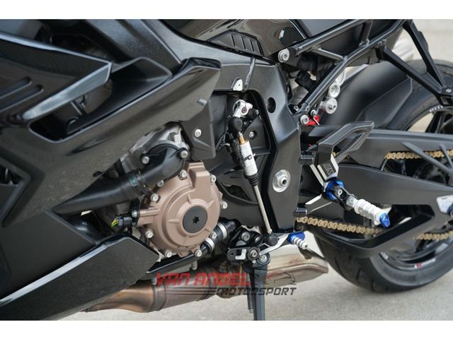 bmw - s-1000-r