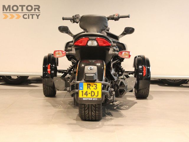 can-am - spyder-f3