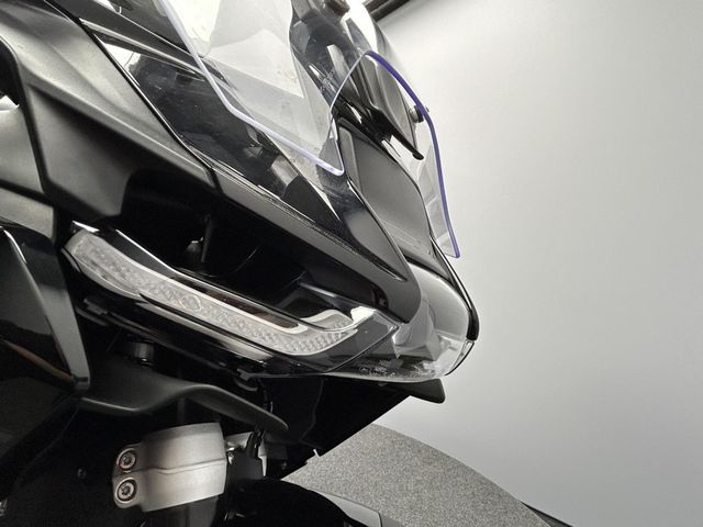 bmw - r-1300-rt