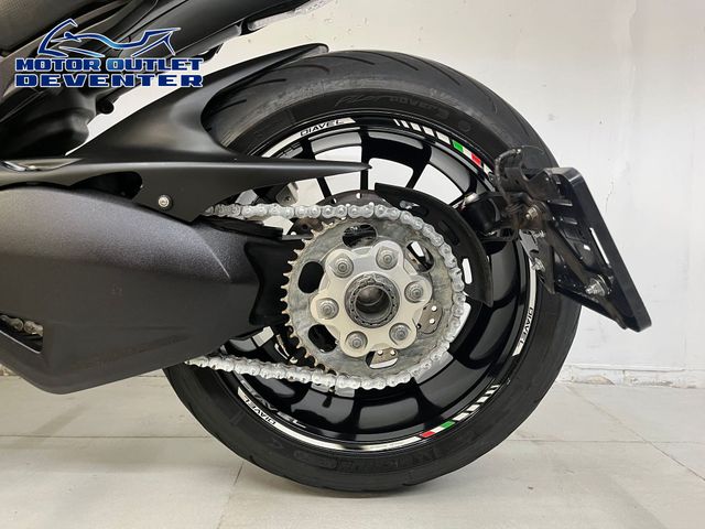ducati - diavel
