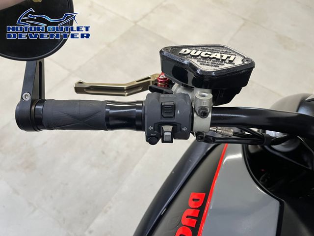ducati - diavel