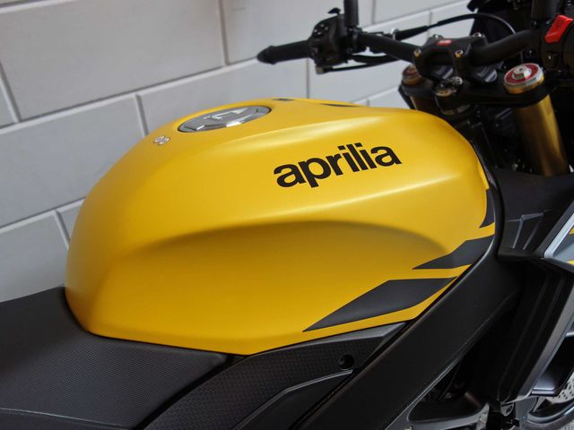 aprilia - tuono-v4-1100