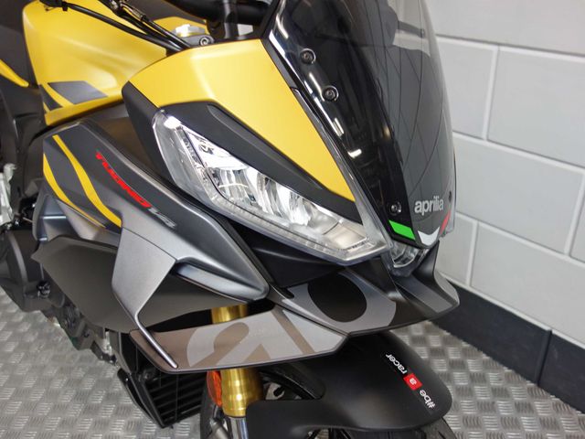 aprilia - tuono-v4-1100