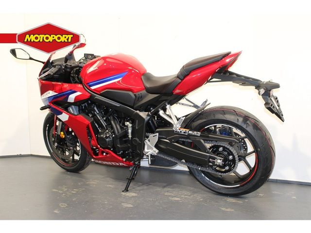 honda - cbr-650-r