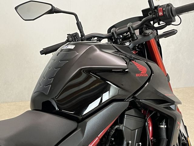 honda - cb-750-hornet