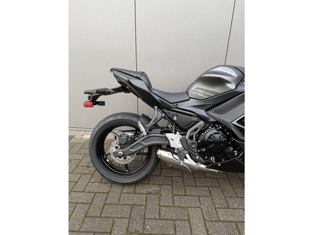 kawasaki - ninja-650