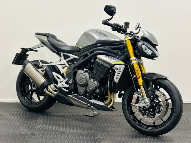 triumph - speed-triple-1200-rs