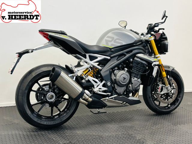 triumph - speed-triple-1200-rs