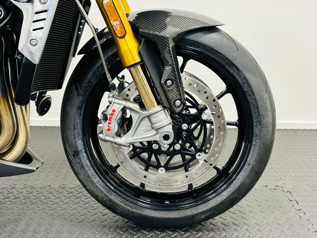 triumph - speed-triple-1200-rs