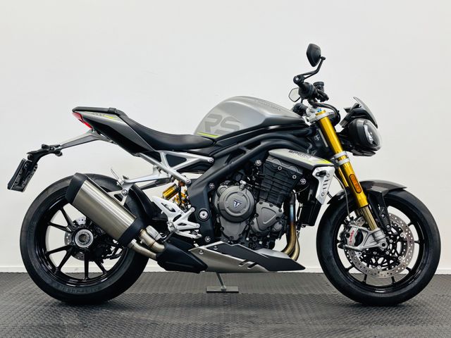 triumph - speed-triple-1200-rs
