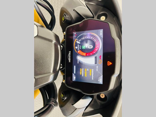 triumph - speed-triple-1200-rs