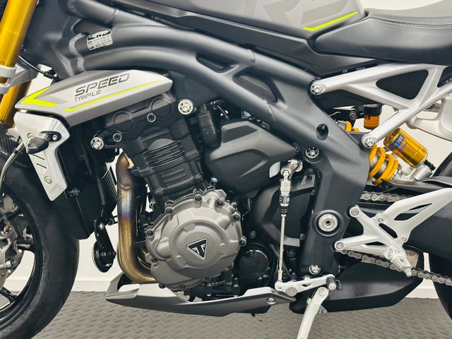 triumph - speed-triple-1200-rs