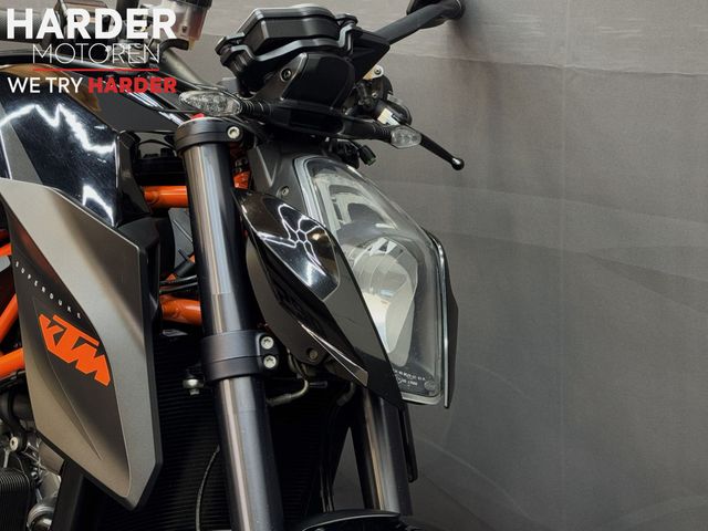 ktm - 1290-super-duke-r