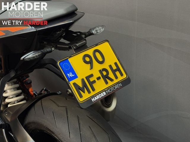 ktm - 1290-super-duke-r