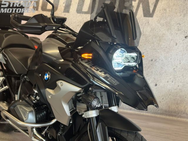 bmw - r-1250-gs-triple-black