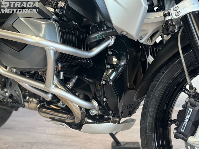 bmw - r-1250-gs-triple-black