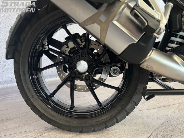 bmw - r-1250-gs-triple-black