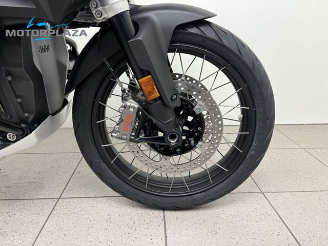 bmw - r-1300-gs-adventure