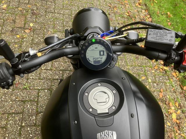 yamaha - xsr-700-abs