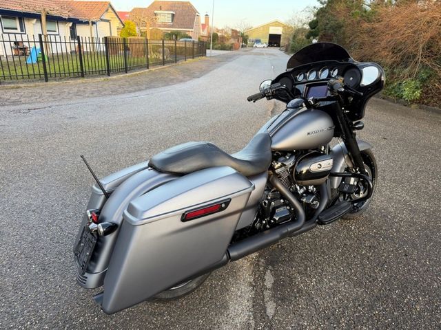 harley-davidson - street-glide-special-flhxs