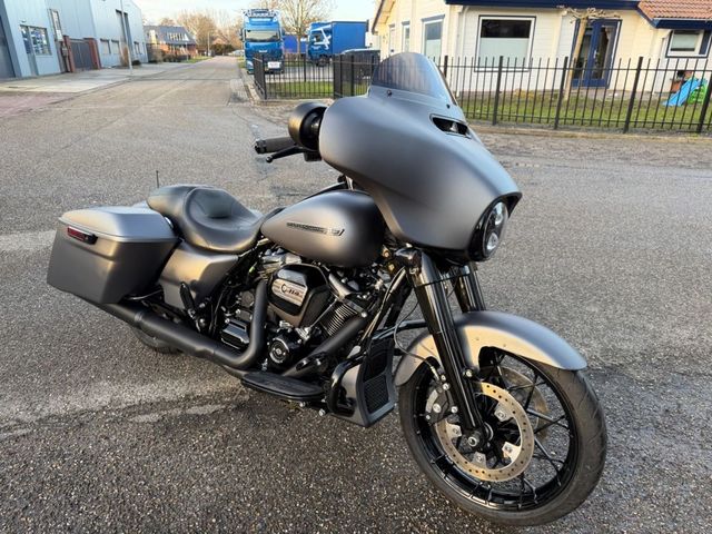 harley-davidson - street-glide-special-flhxs