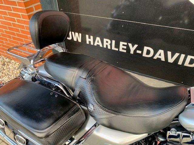 harley-davidson - road-king-classic-flhrc