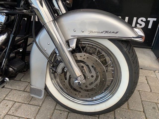 harley-davidson - road-king-classic-flhrc