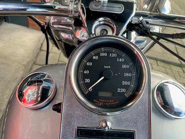 harley-davidson - road-king-classic-flhrc