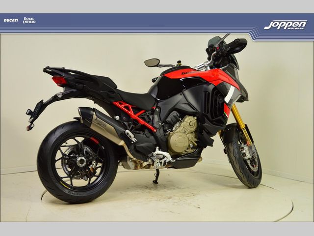 ducati - multistrada-v4-s-pikes-peak