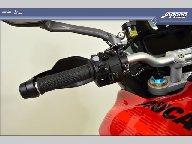 ducati - multistrada-v4-s-pikes-peak