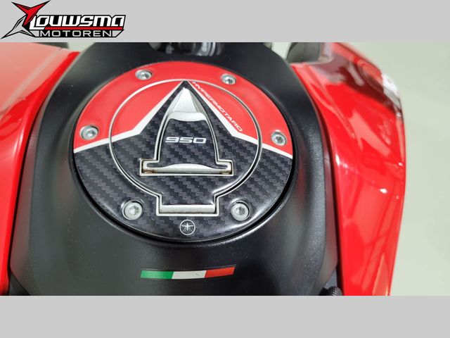 ducati - hypermotard-950