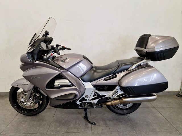 honda - st-1300-pan-european