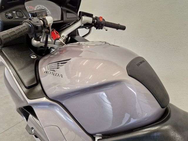 honda - st-1300-pan-european