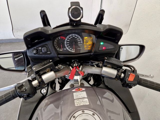 honda - st-1300-pan-european