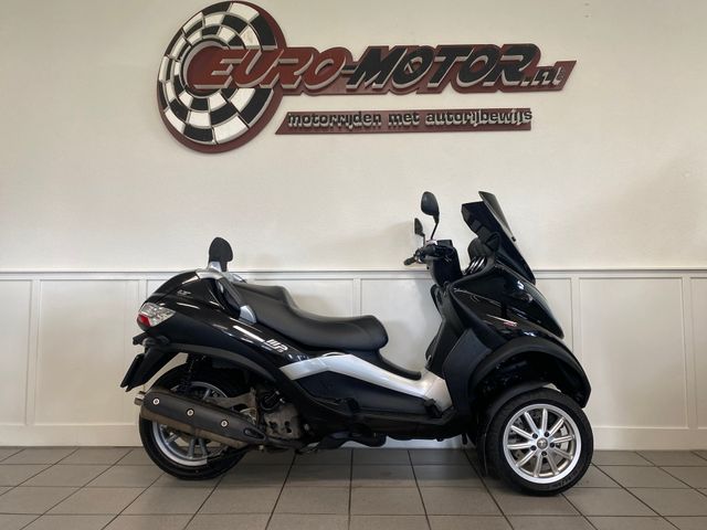 piaggio - mp3-400-touring