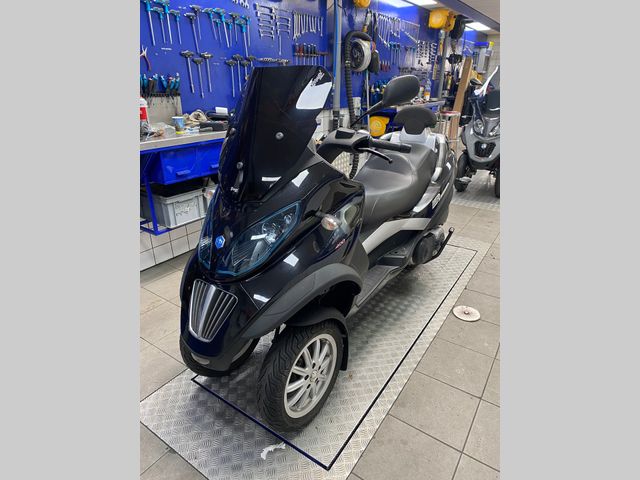 piaggio - mp3-400-touring