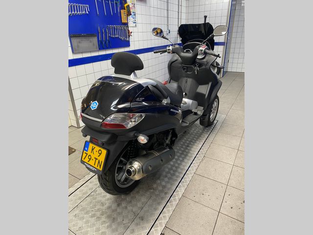 piaggio - mp3-400-touring
