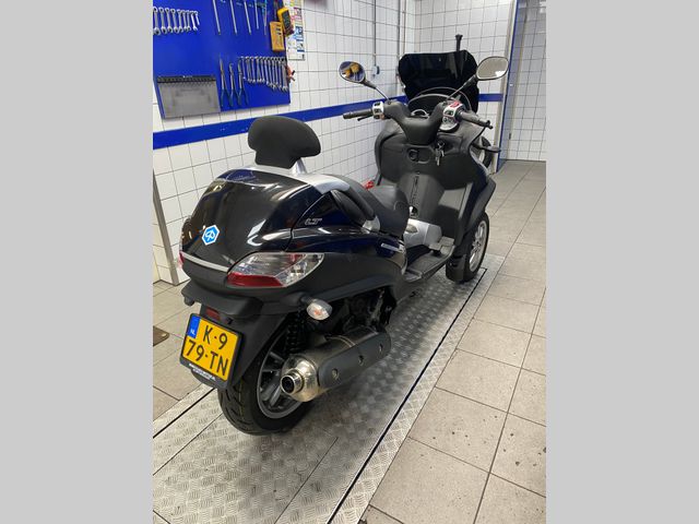 piaggio - mp3-400-touring
