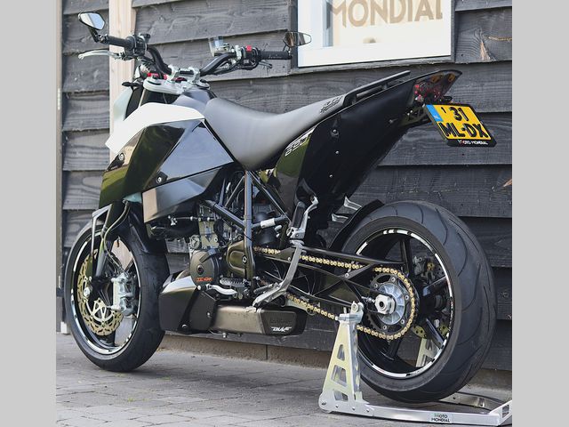 ktm - 690-duke