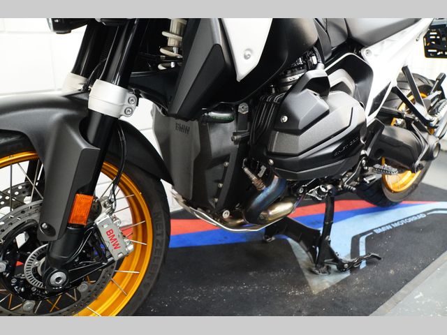 bmw - r-1300-gs-trophy
