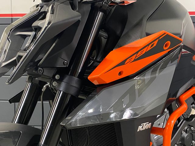 ktm - 990-duke