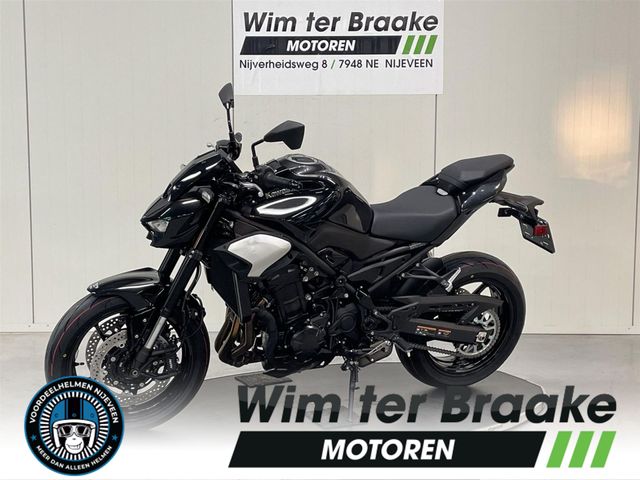 kawasaki - z900