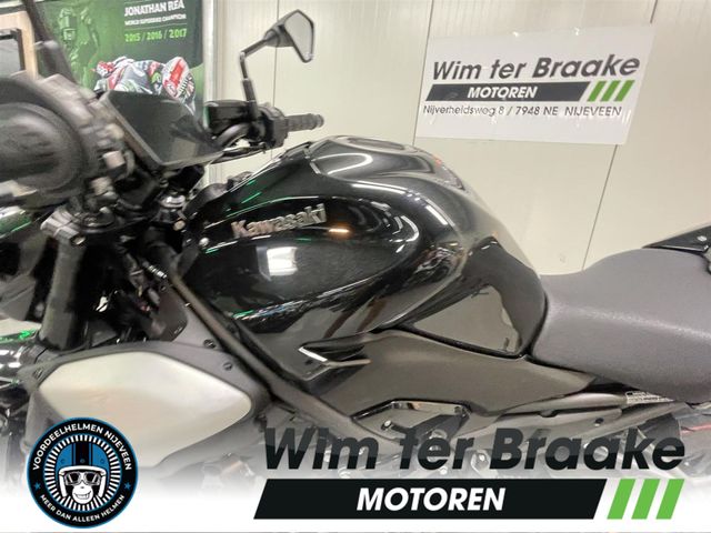 kawasaki - z900