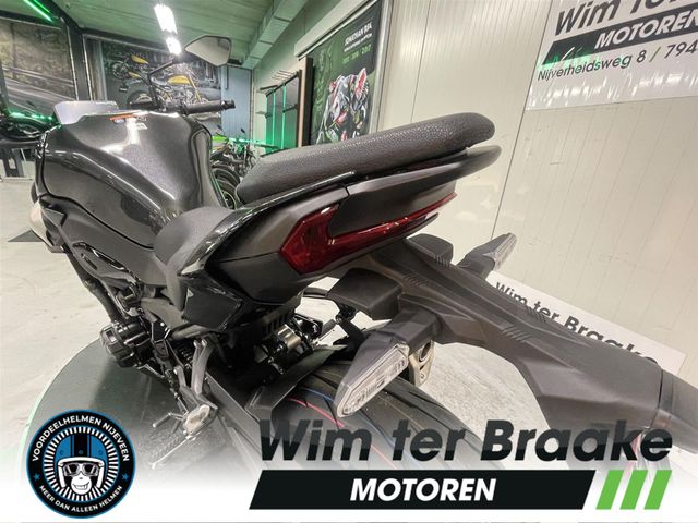 kawasaki - z900